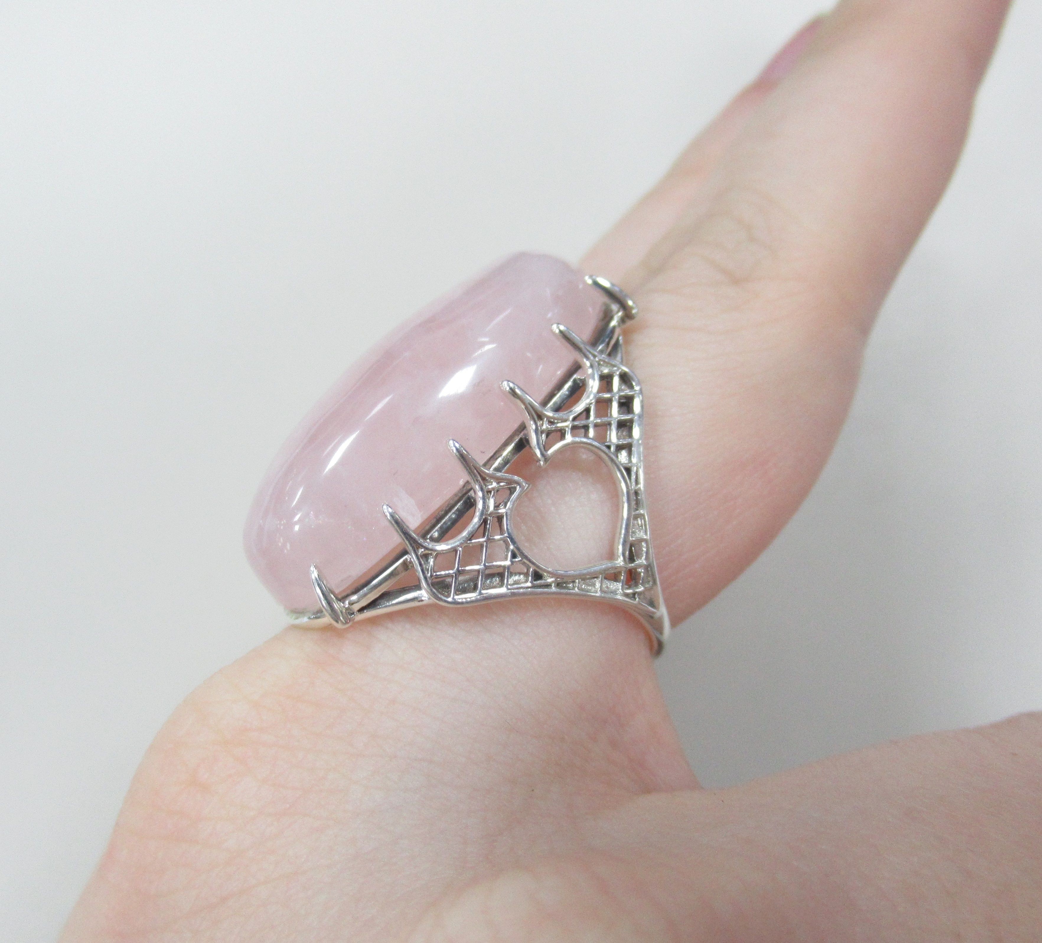 Серебряное кольцо с кварцем